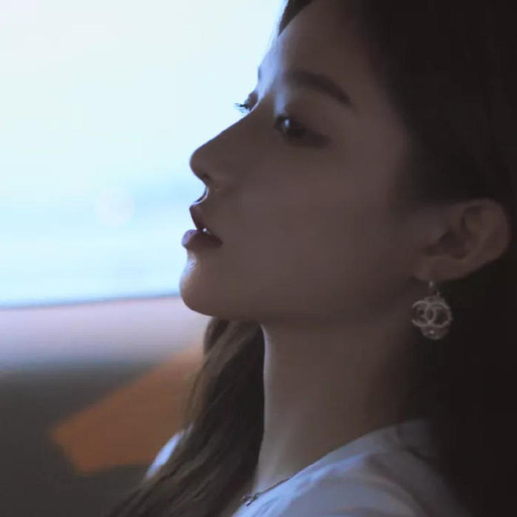 濑田宗次郎（身份：十刃最强、“天剑”、微笑的修罗） - 体育赛事直播在线观看 - 网页追剧